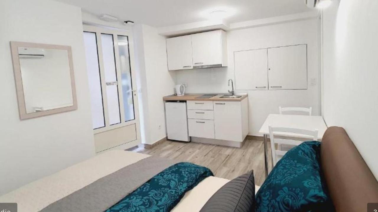 Viking Sweet Apartment สปลิท ภายนอก รูปภาพ